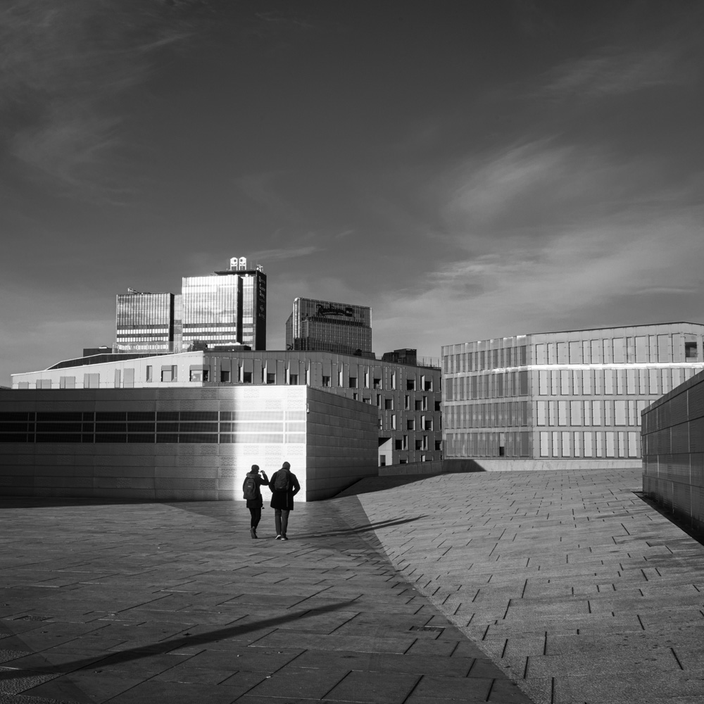  Silhouettes - oslo Opera House - roof 